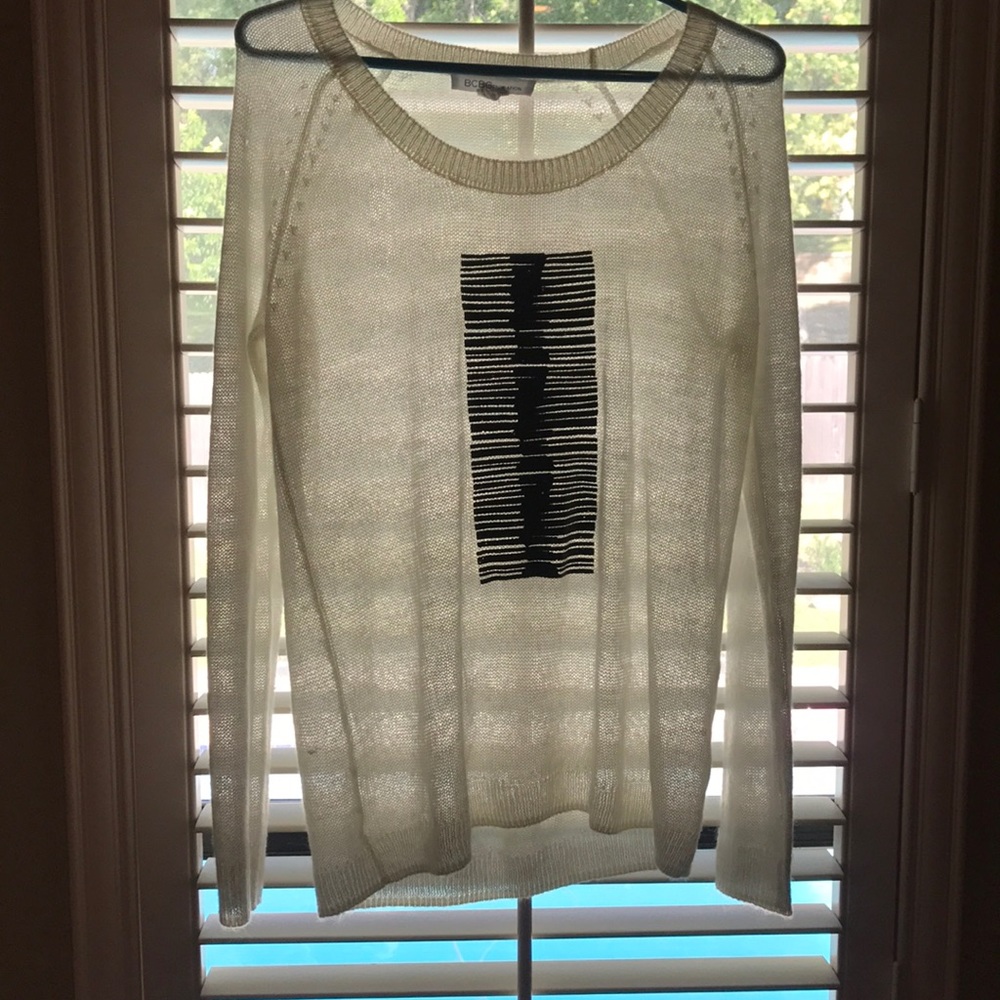LIGHT BCBG OVERSIZED SWEATER